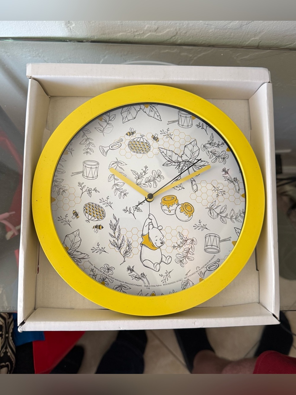 Disney Winnie the Pooh wall clock 🍯